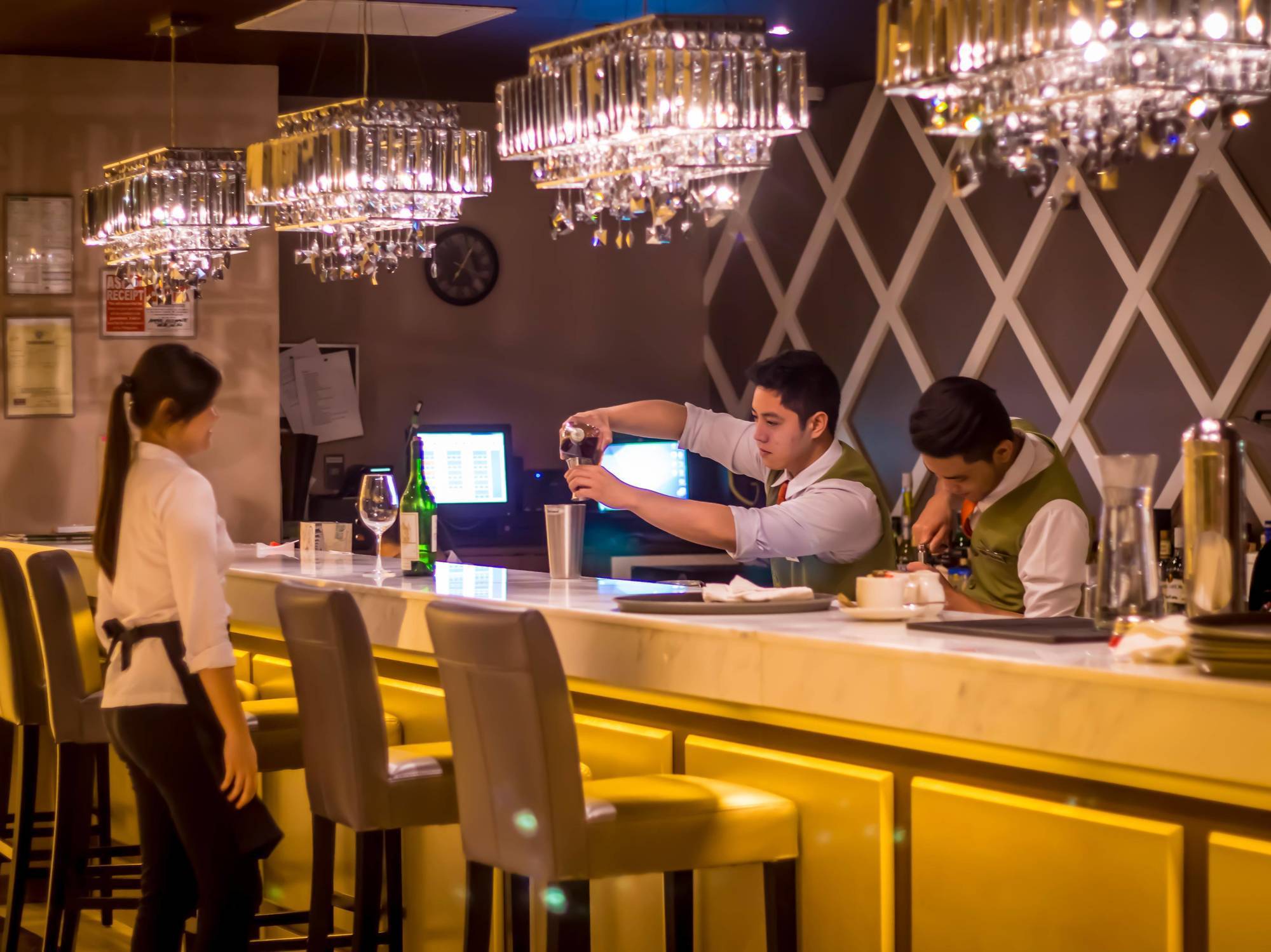 Royce Hotel & Casino Clark Field Extérieur photo
